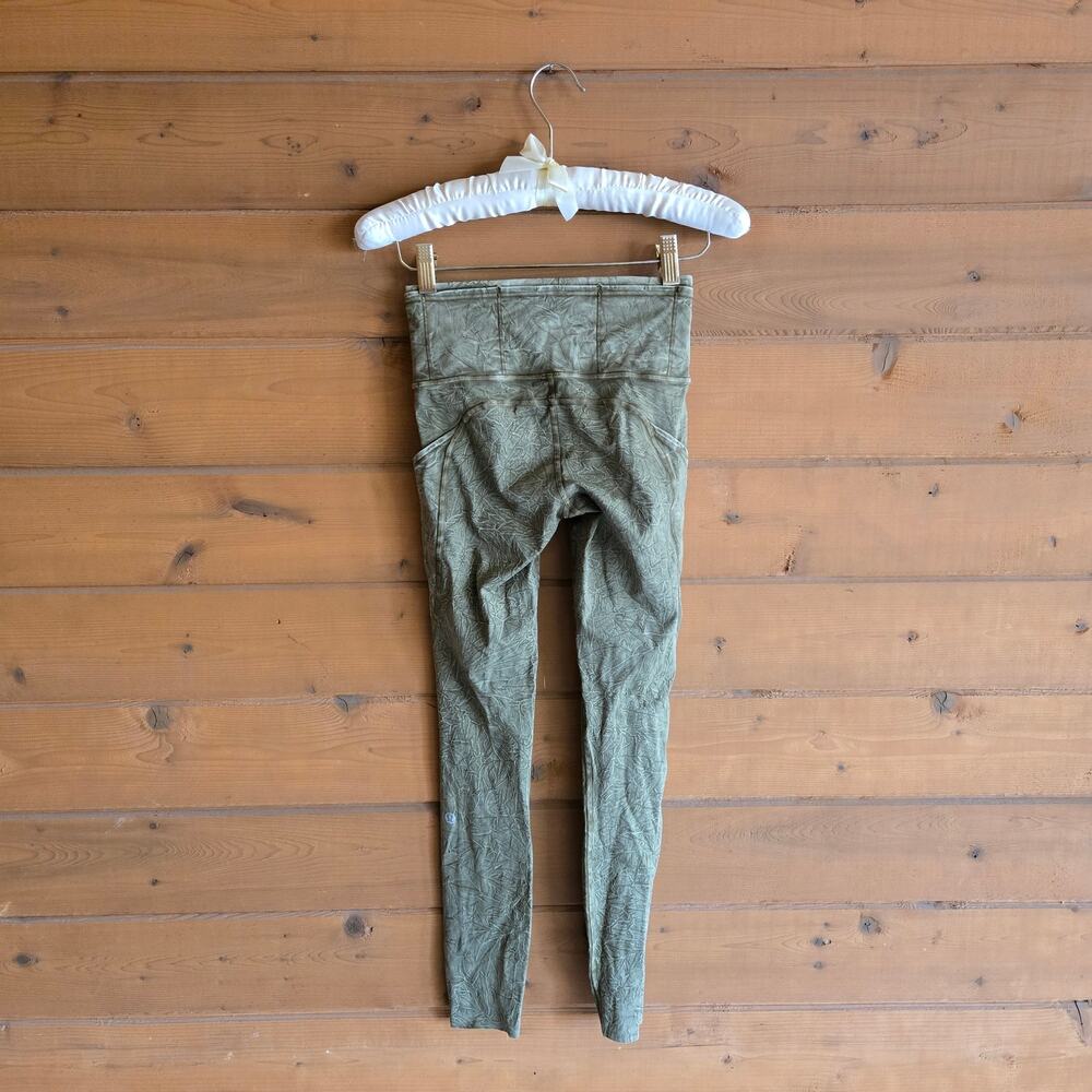 Lululemon Fast and Free High Rise Tight Legging 2 Ice Dye Wash Moss 25" Green - Picture 5 of 7